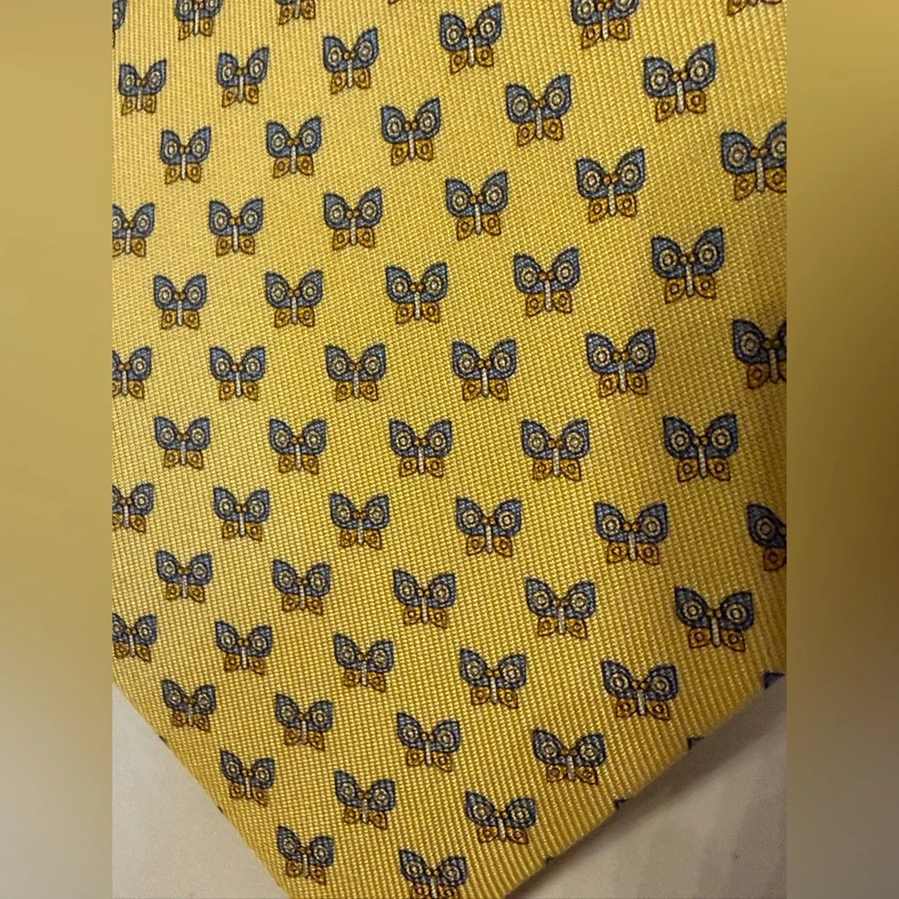 SALVATORE FERRAGAMO Italy Silk Tie Yellow with blue & brown butterflies